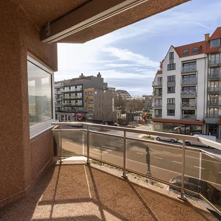 Helios A 0203 P Apartment Oostduinkerke