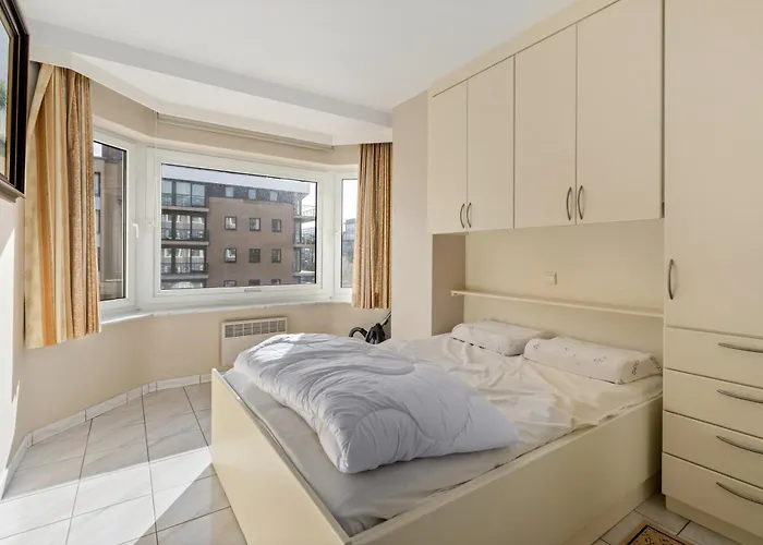 Helios A 0203 P * Oostduinkerke